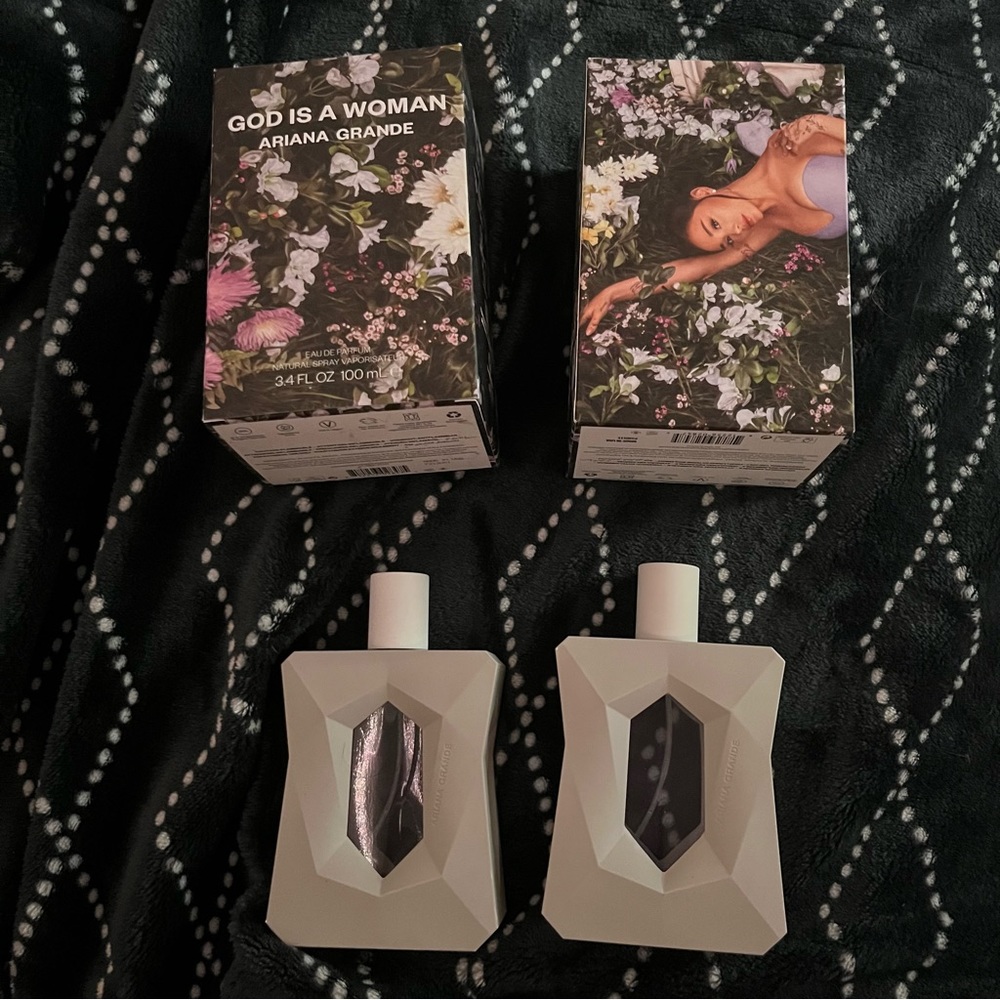 2 EMPTY 3.4 OZ giaw perfumes